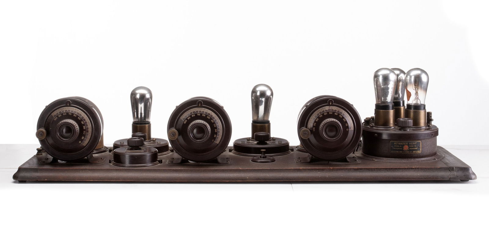 ATWATER KENT MODEL 10 BREADBOARD RADIO CIRCA 1924 (1 of 18)