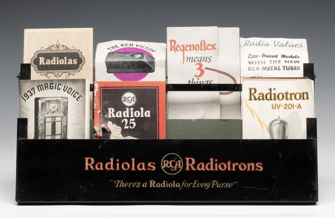 A 1920s RCA RADIOLAS AND RADIOTRONS ADVERTISING DISPLAY (1 of 8)