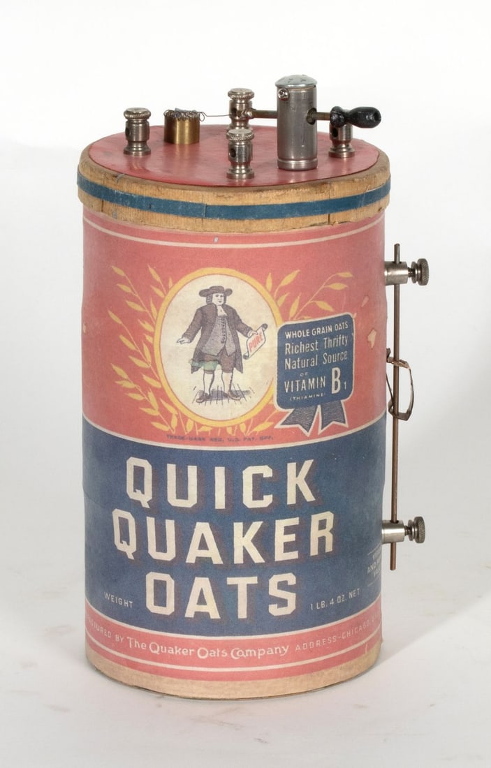 A QUAKER OATS CARDBOARD CANNISTER CRYSTAL RADIO RECEIVER (1 of 8)