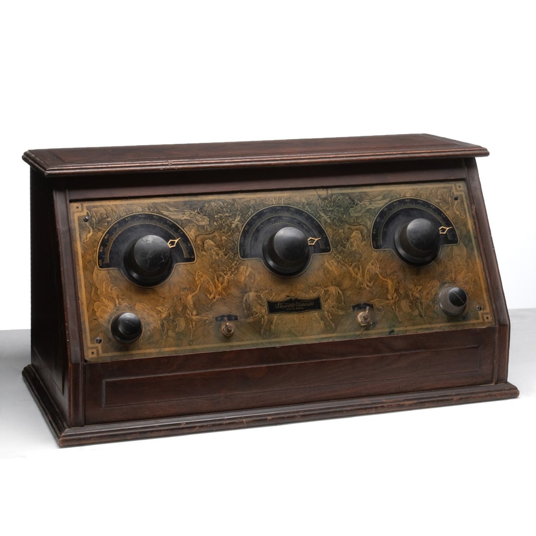 A STEWART WARNER MODEL 305 RADIO CIRCA 1925 (1 of 19)