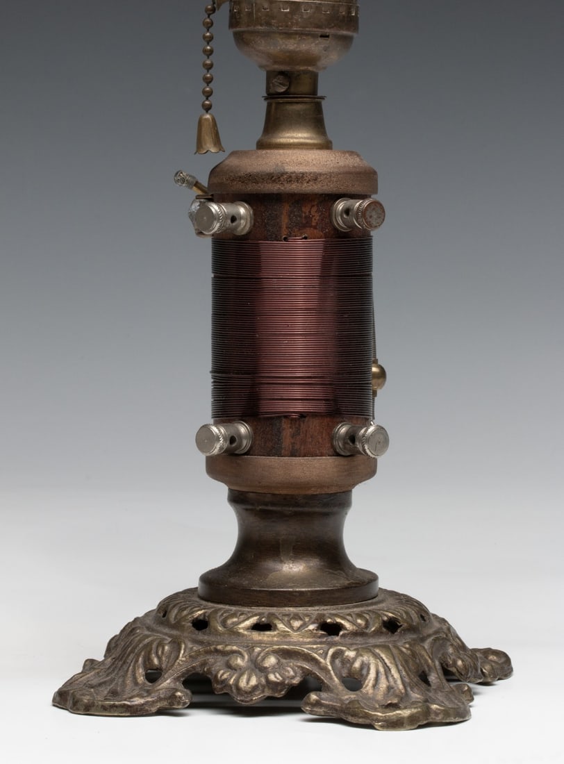 A 30's TABLE LAMP INCORPORATING A CRYSTAL RADIO SET (1 of 11)