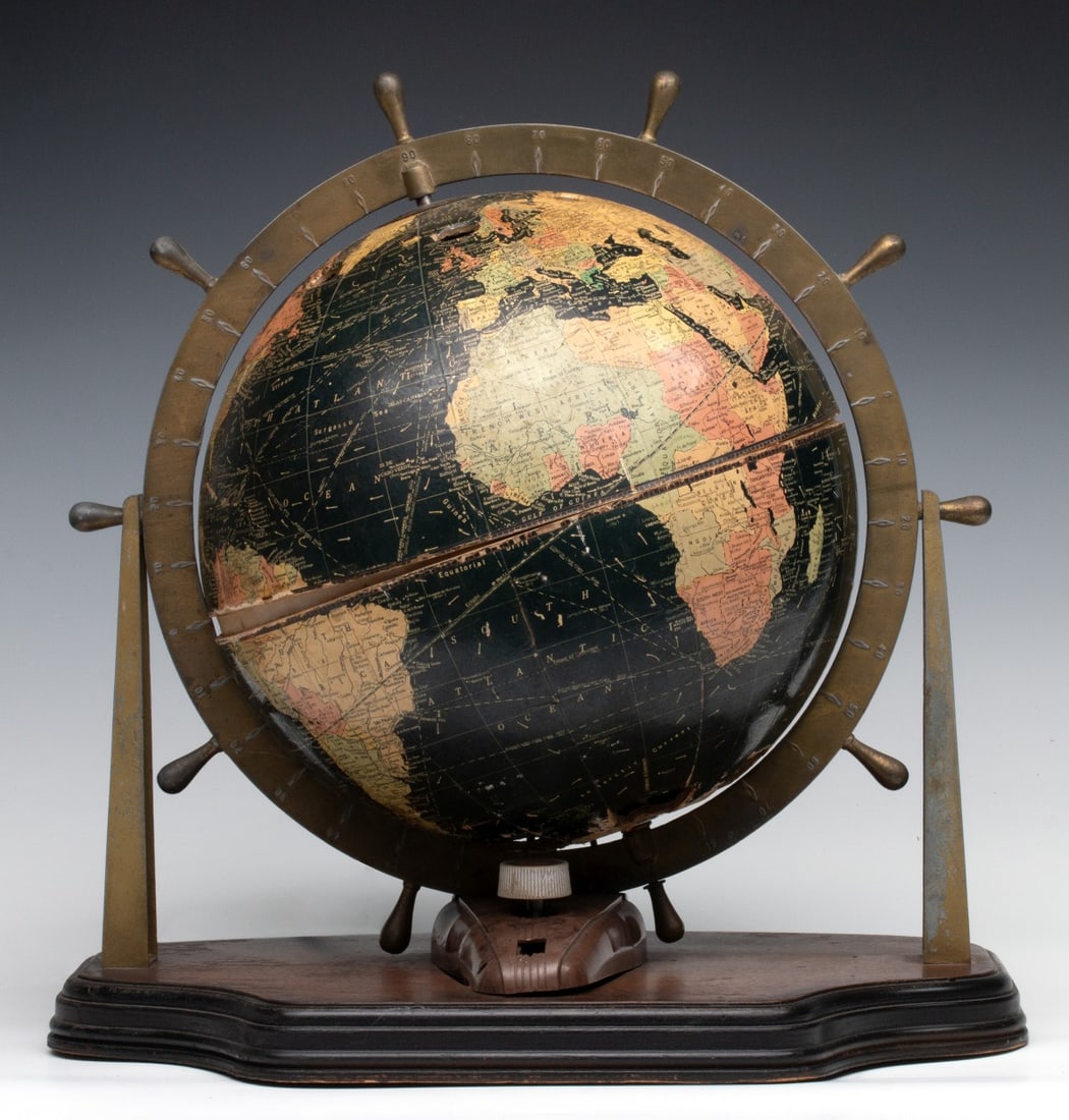 A 1930s 'WORLD NAVIGATOR, WORLD GLOBE RADIO (1 of 18)