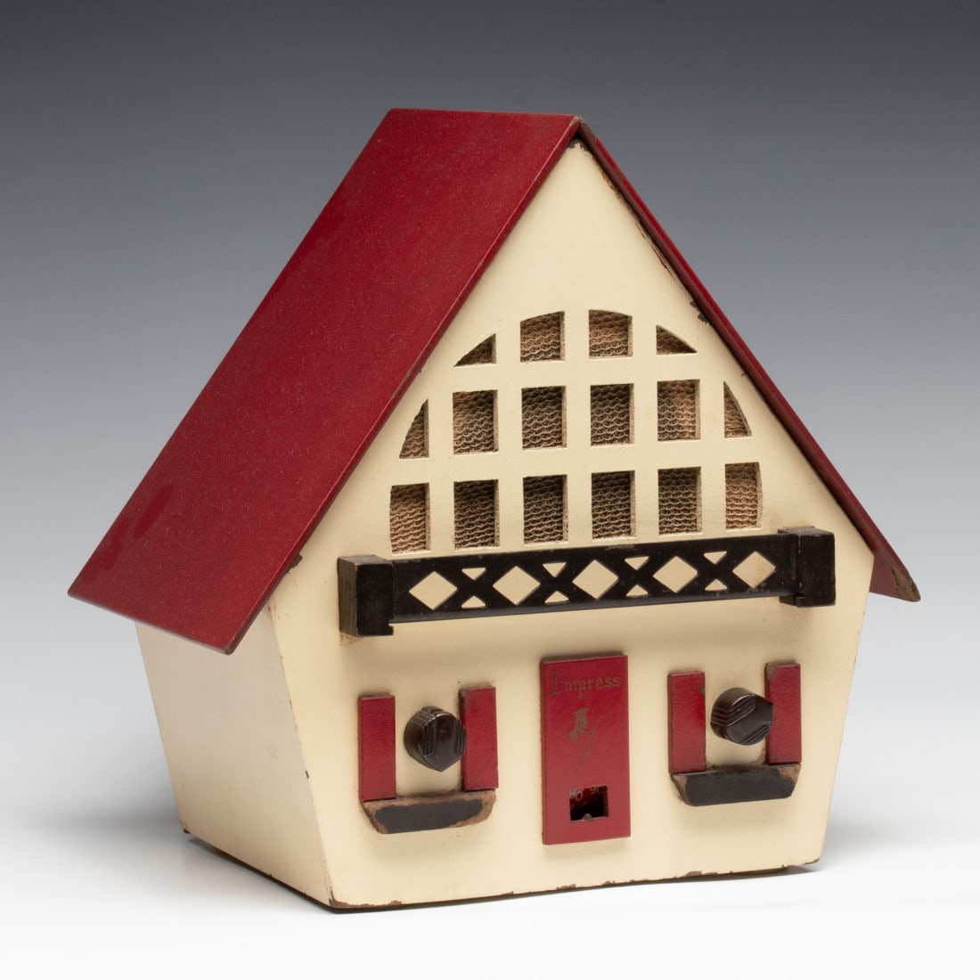 A 1946 CHALET COTTAGE FORM RADIO (1 of 13)