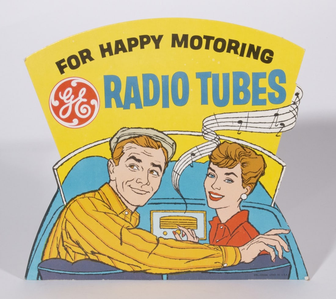AN UNUSED GE RADIO TUBES DIECUT EASEL BACK SIGN C. 1960 (1 of 2)