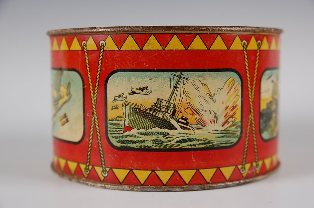 MILITARY THEME TIN LITHO TOY DRUM: 3 x 5.25 inches.