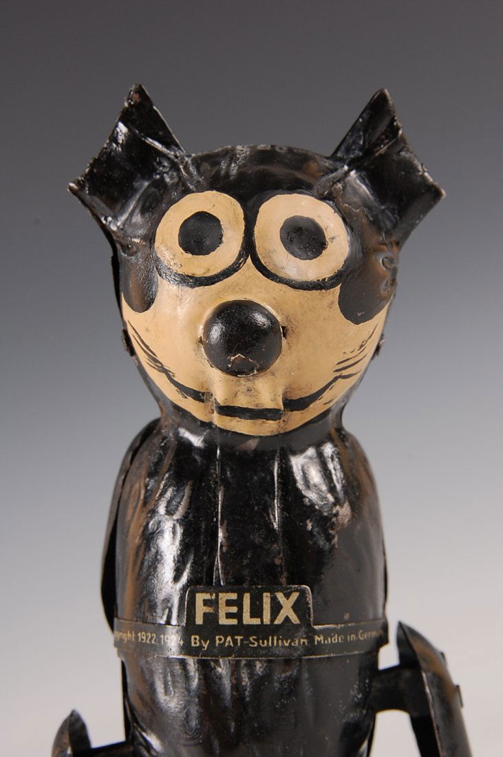 FELIX THE CAT: Measures 6.5 x 2 inches.