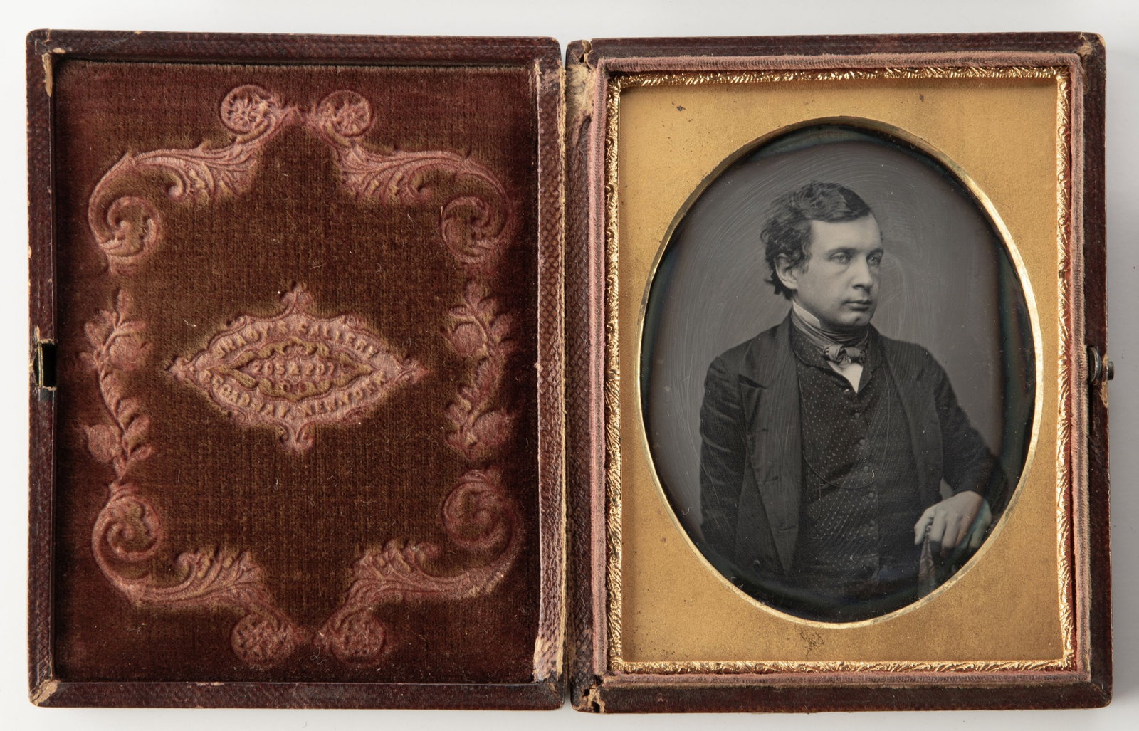DAGUERREOTYPE PORTRAIT IN MATTHEW BRADY CASE: The 1/4 plate image approximately 4 x 3.25 is found in a split case with velvet stamped BRADY'S GALLERY as shown. Without proof of exemption, be aware that internet sales tax applies to all Internet t
