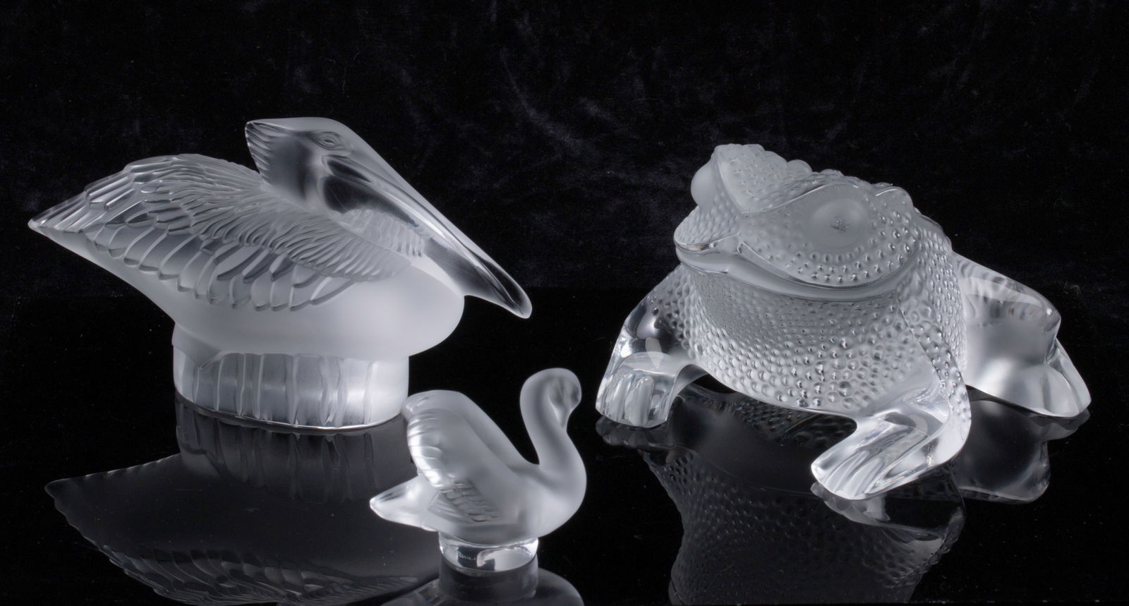 THREE FRENCH CRYSTAL ANIMAL FIGURES SIGNED LALIQUE (1 of 12)