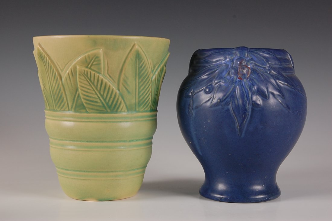 WELLER MANHATTAN VASE, UNMARKED MCCOY POTTERY