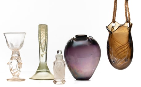 FIVE STUDIO GLASS OBJECTS BY PEET ROBINSON