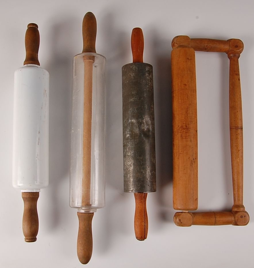LOT OF UNUSUAL ANTIQUE ROLLING PINS Mar 10, 2013 Soulis Auctions in MO