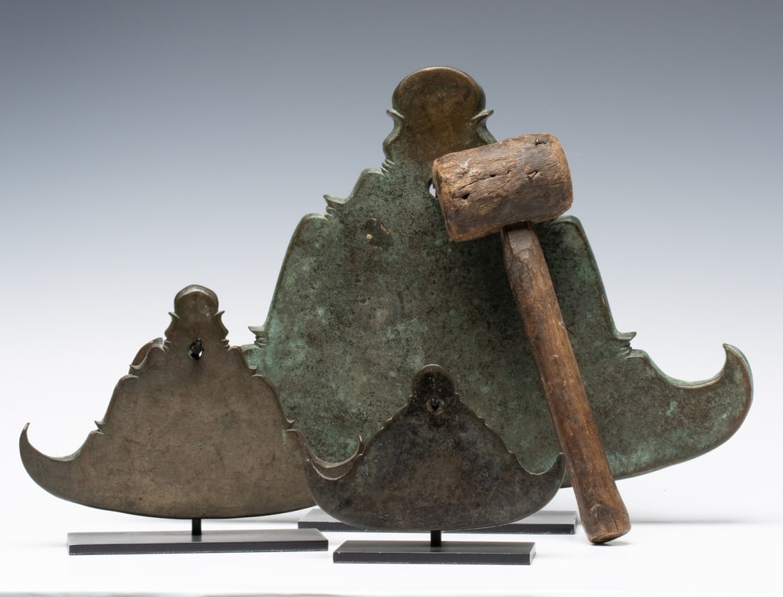 THREE ANTIQUE BRONZE BURMESE TEMPLE GONGS (1 of 10)