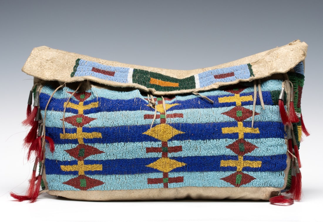 A LATE 19TH CENTURY NORTHERN PLAINS BEADED POSSIBLE BAG (1 of 14)