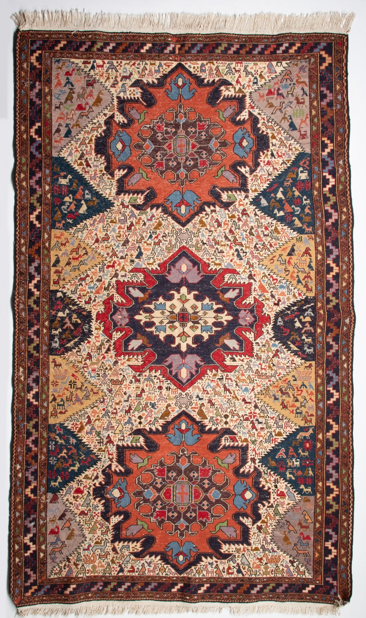 AN EXCEPTIONALLY FINE LATE 20TH CENT AZERI SOUMAC RUG (1 of 17)