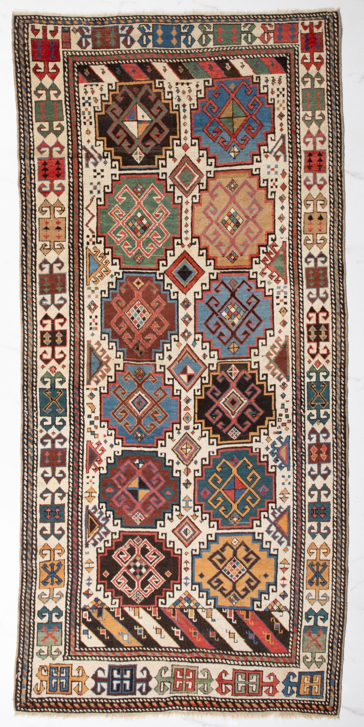 A FINE RARE MOGHAN RUG, LAST QUARTER OF THE 19TH C. (1 of 16)