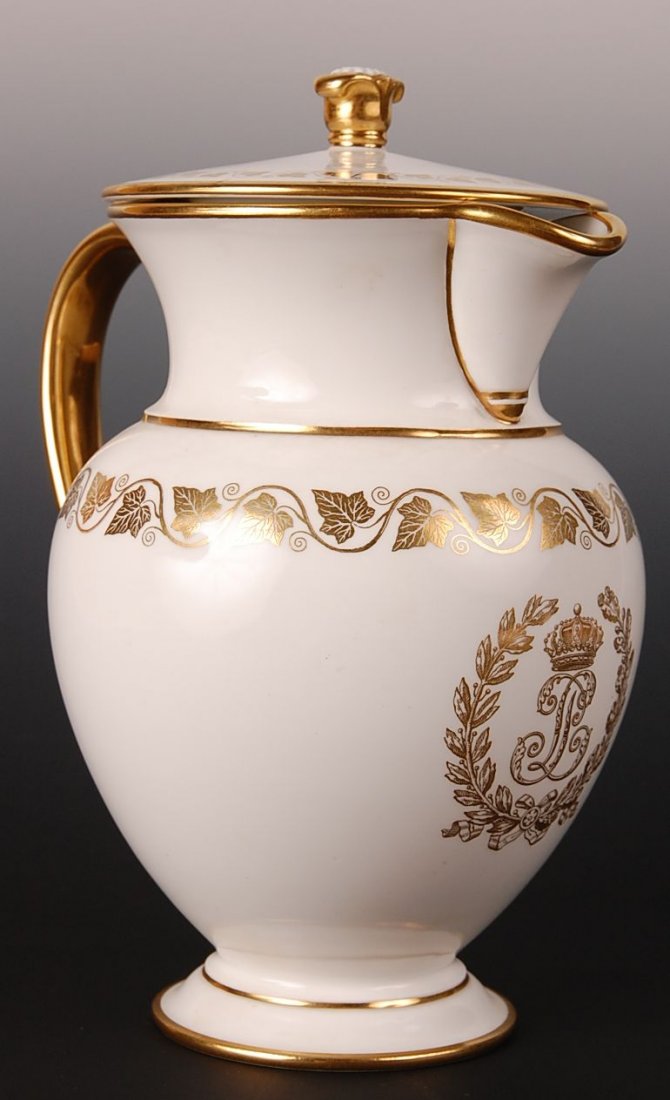 SEVRES COVERED JUG, LOUIS-PHILIPPE'S 'SERVICE DES PRINC: A Sevres porcelain covered jug in the style of Louis Philipe's 'SERVICE DES PRINCES' (circa 1832-47) with red chateau de Trianon mark over glaze and blue Sevres mark of 1842. Gold decoration of the mo