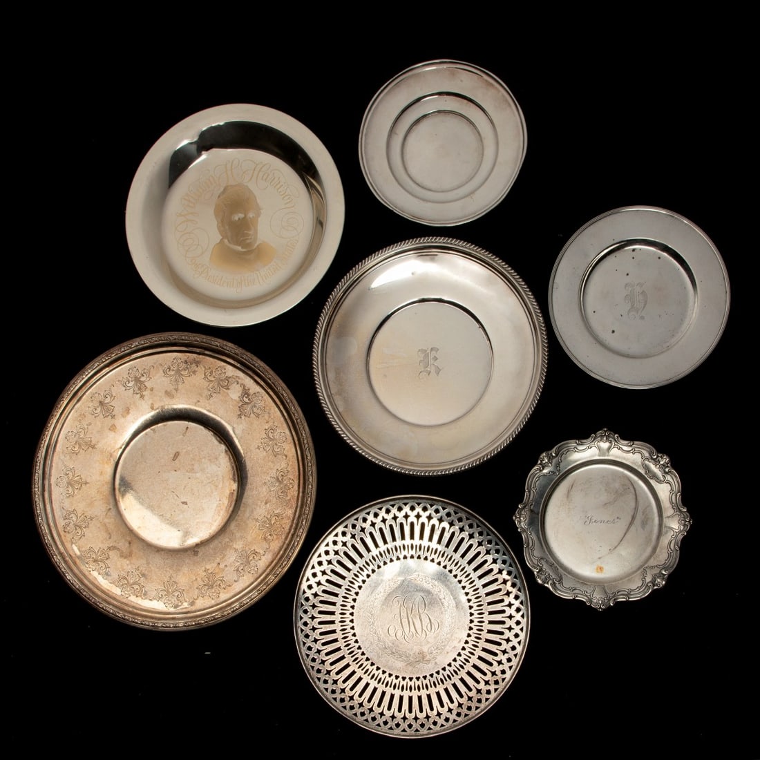 AN ESTATE COLLECTION OF SMALL STERLING PLATES (1 of 1)