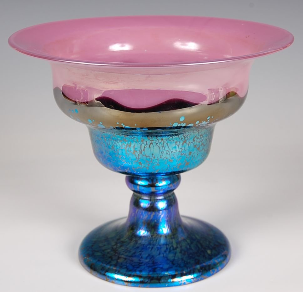 LOETZ CZECHOSLAVAKIA ART GLASS VASE: Measures 6.75 x 8 inches.