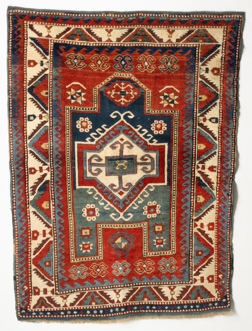 A FACHRALO KAZAK PRAYER RUG, LAST QUARTER 19th C (1 of 15)