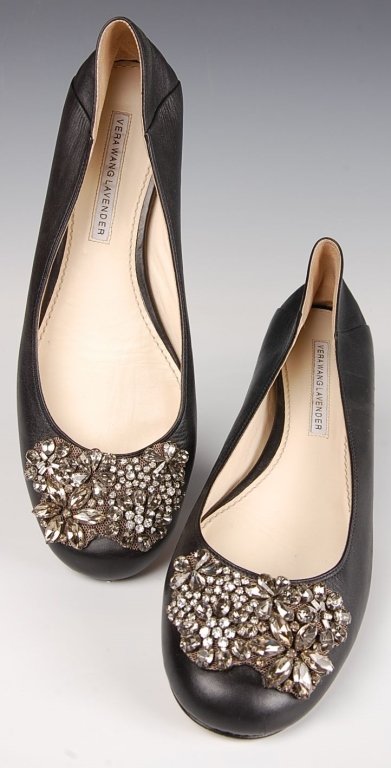 VERA WANG LILLIAN LAVENDAR BALLET FLAT, SZ 7.5: Black leather upper with rhinestones on the toes, leather lining, leather sole with a rubber heel. Size 7.5. Used, lightly worn.