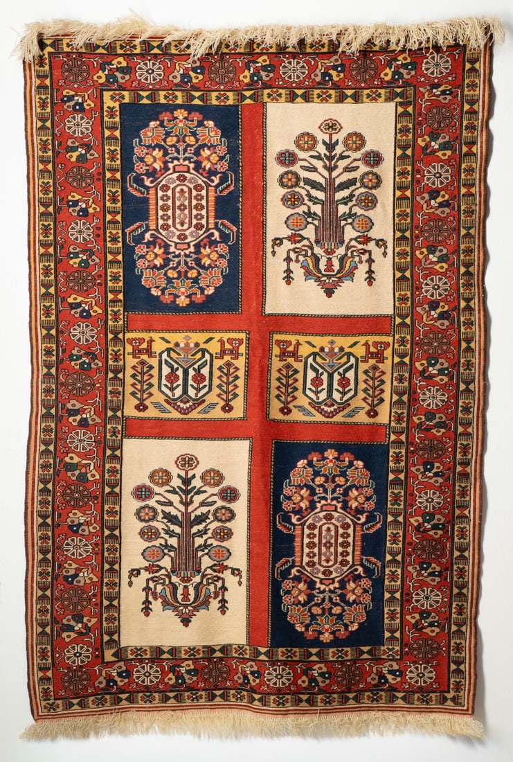 AN UNUSUAL QASHQAI SOUMAK, SW PERSIA, MODERN (1 of 11)