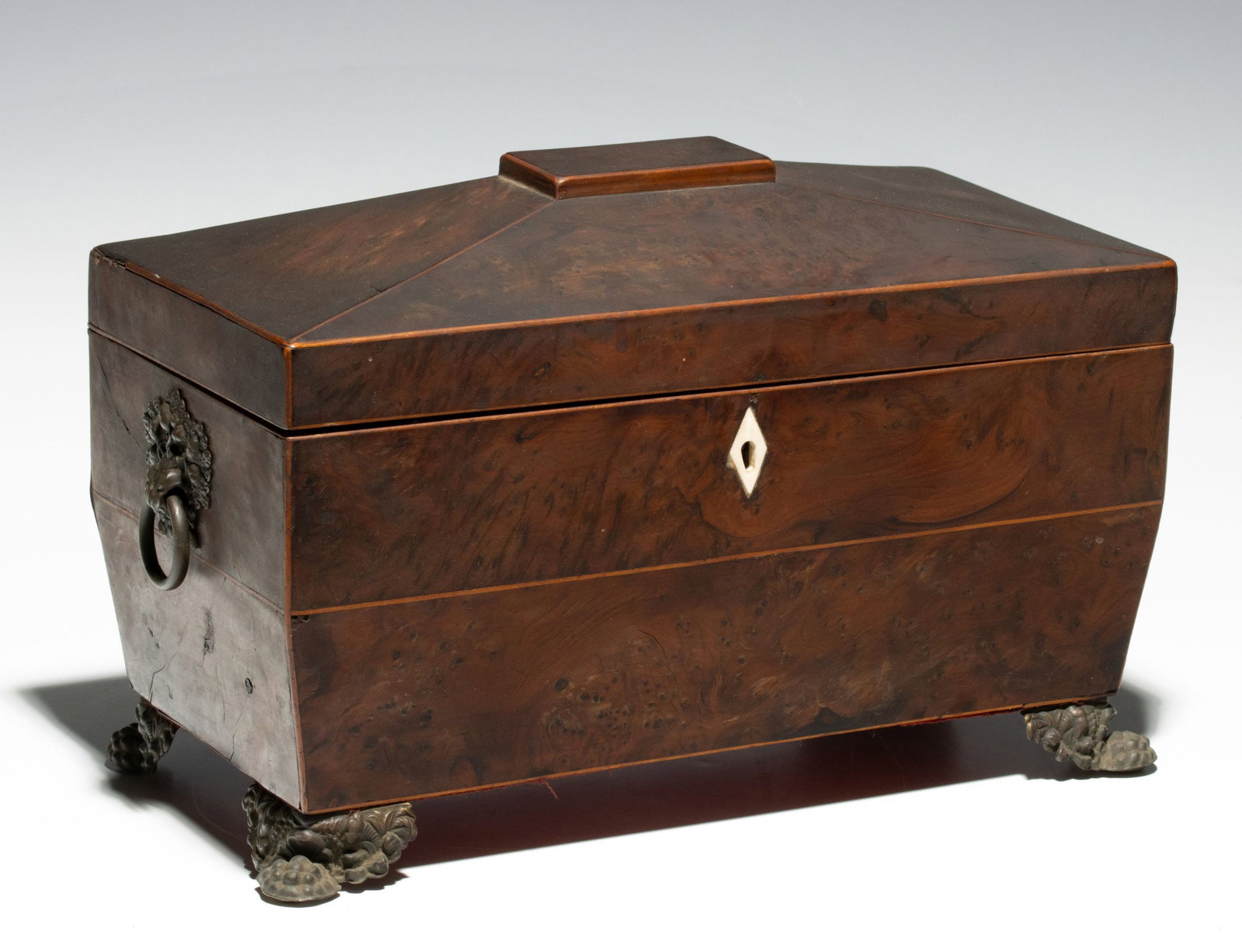 A 19TH CENTURY BURLED WOOD REGENCY TEA CADDY (1 of 3)