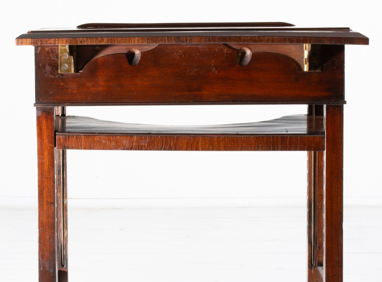 AN ADJUSTABLE 19TH CENTURY STANDING ARCHITECT'S TABLE - 19