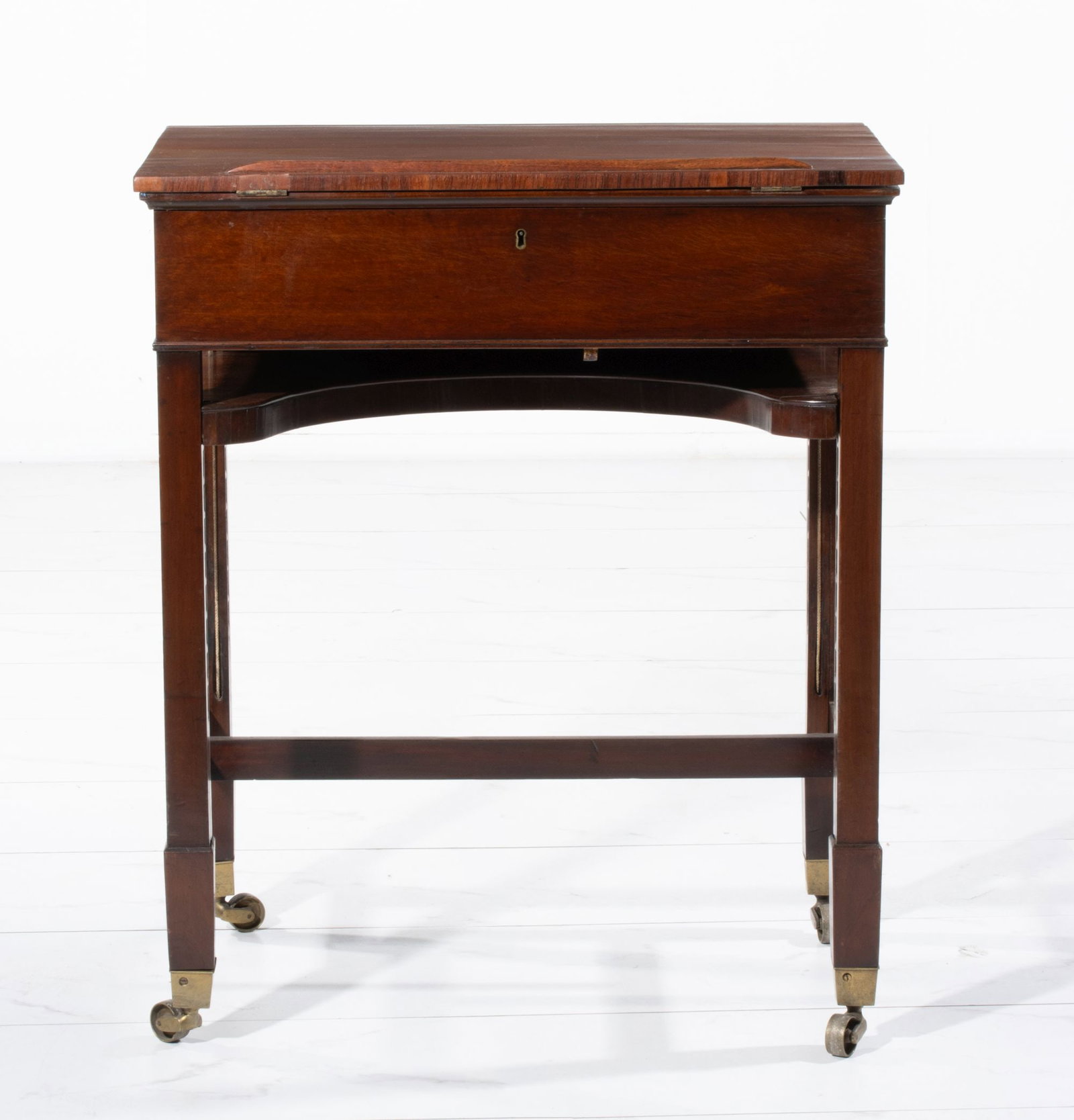 AN ADJUSTABLE 19TH CENTURY STANDING ARCHITECT'S TABLE - 6