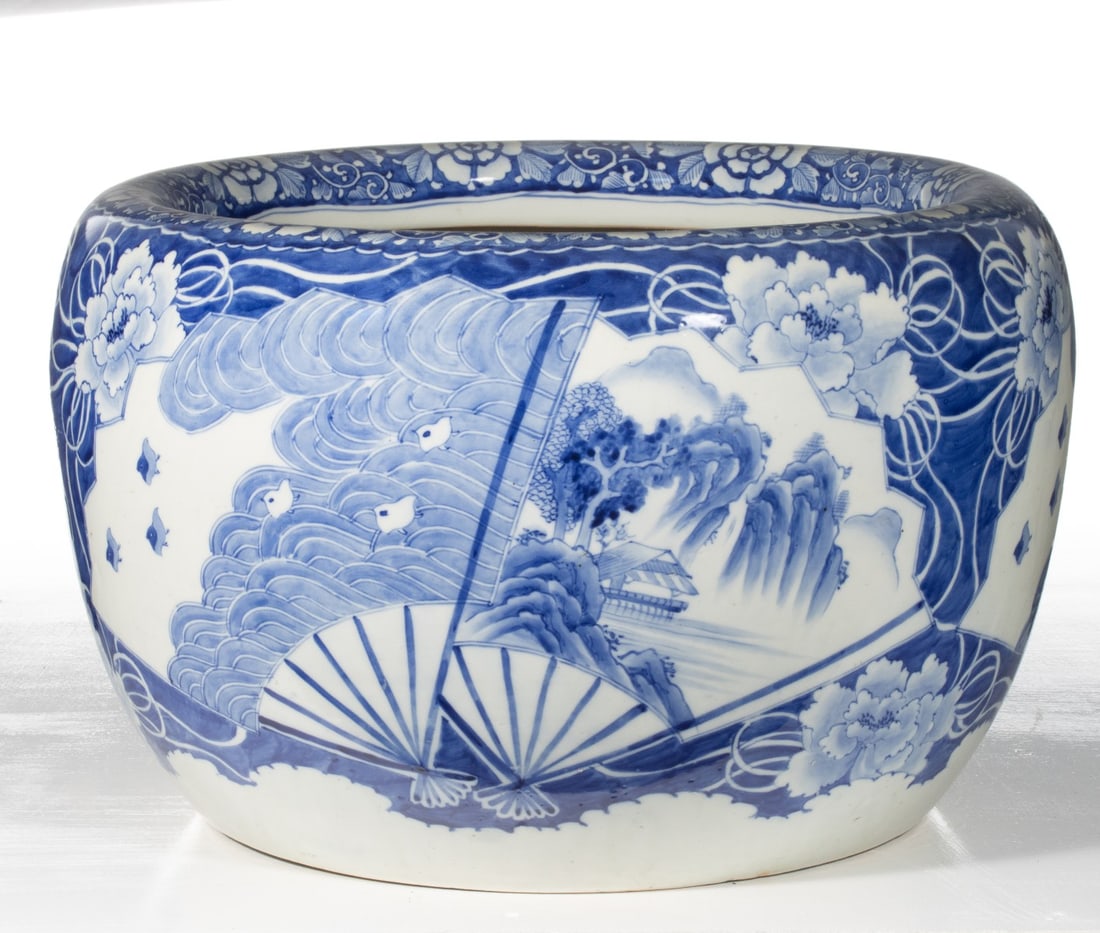 AN EARLY 20C. JAPANESE BLUE & WHITE HIBACHI W/HAND FANS (1 of 9)