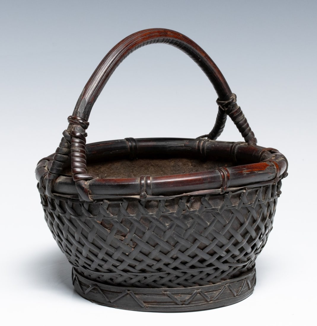 AN UNUSUAL JAPANESE OR CHINESE BASKET, ADAIR ESTATE (1 of 9)