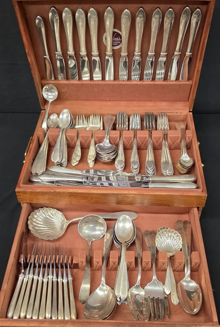 A 120-PIECE SERVICE OF KIRK 'OLD WADEFIELD' STERLING (1 of 5)