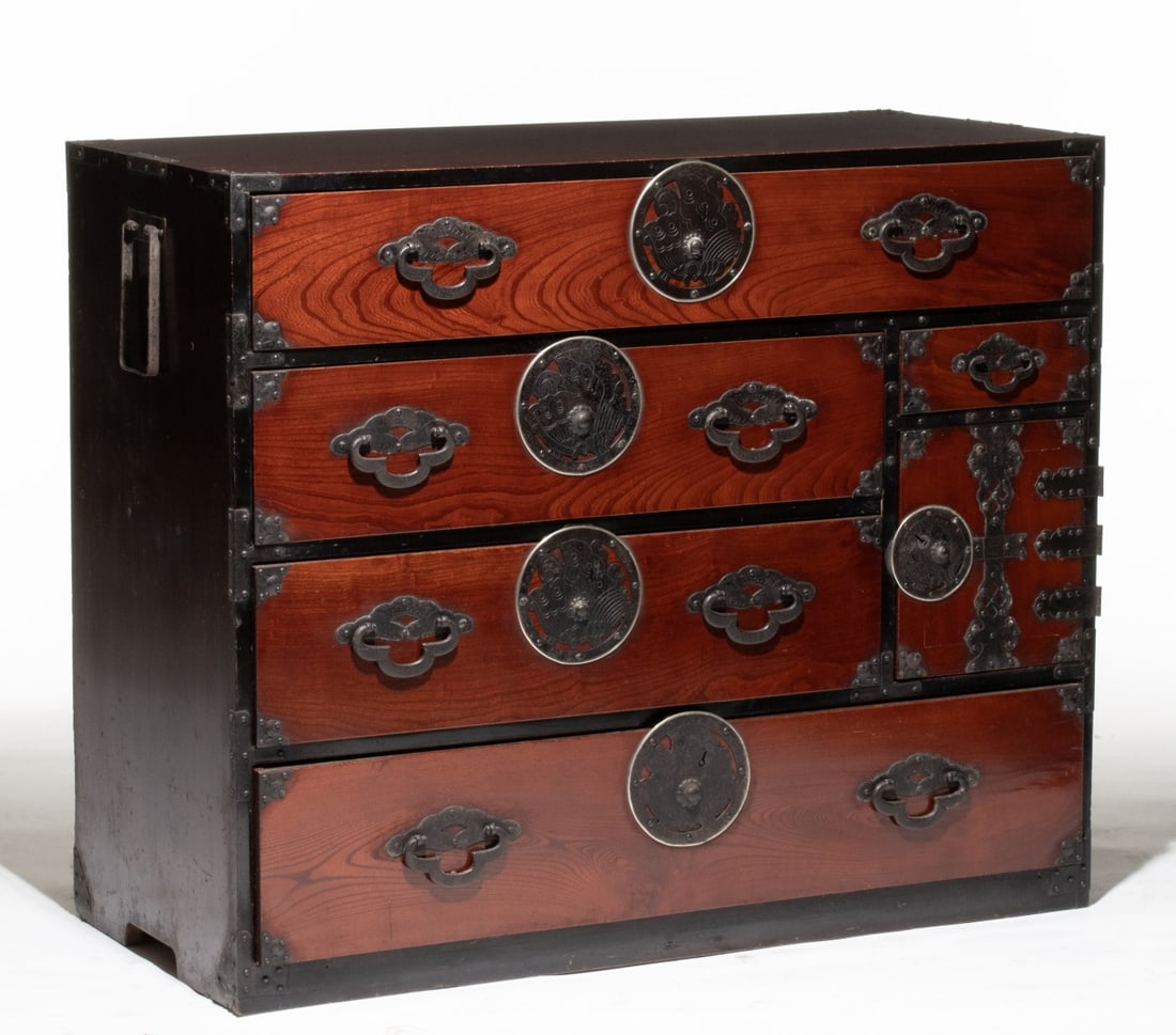 A MEJII JAPANESE KEYAKI AND CEDAR CLOTHING CHEST (1 of 13)