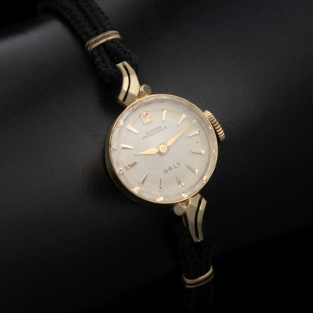 A GIRARD PERREGAUX LADIES WRIST WATCH IN 14K CASE (1 of 9)