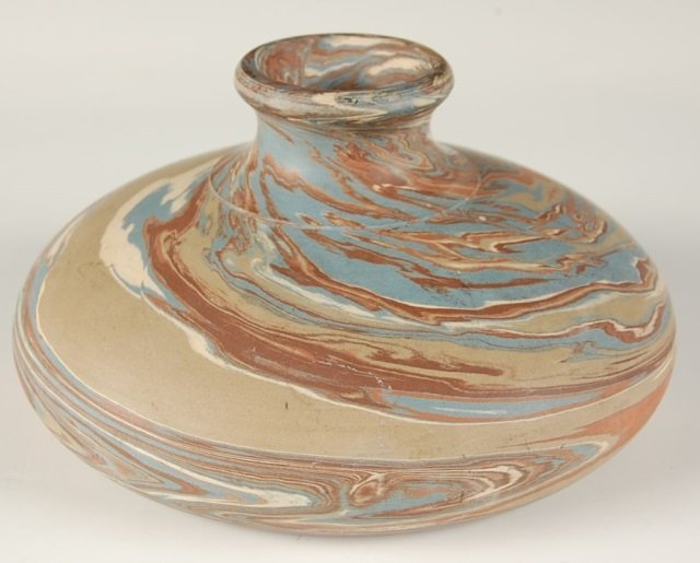 UNUSUAL LOW NILOAK ART POTTERY MISSION WARE VASE WITH: Approximate measurements 3.5 x 6.25 inches.