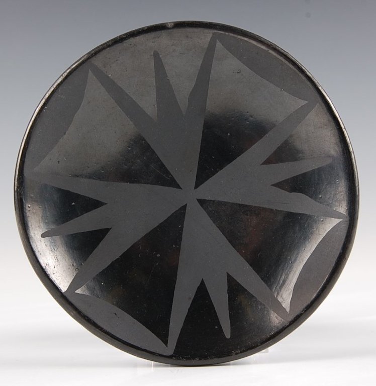 MARIE & SANTANA SAN ILDEFONSO POTTERY: Small dish measuring 5 inches at diameter, signed on back side.