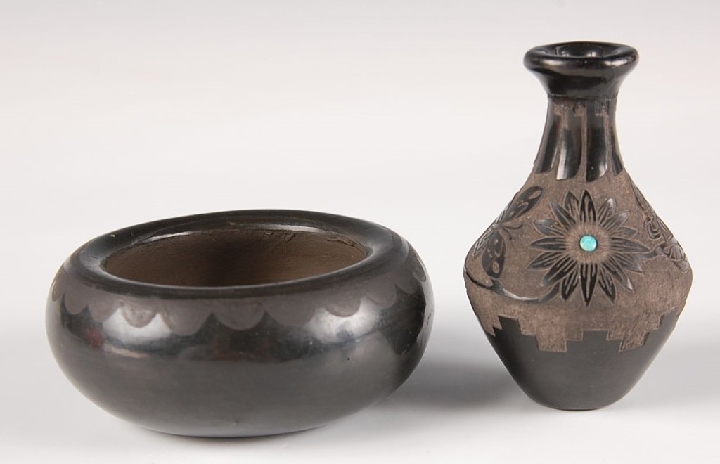 SANTA CLARA & SAN ILDEFONSA POTTERY MINIATURES: A low San Ildefonso piece signed Blue Corn measures 1.5 x 3.25 inches plus an etched Santa Clara vase with turquoise signed Gwen Tafoya that measures 3.25 x 2 inches.