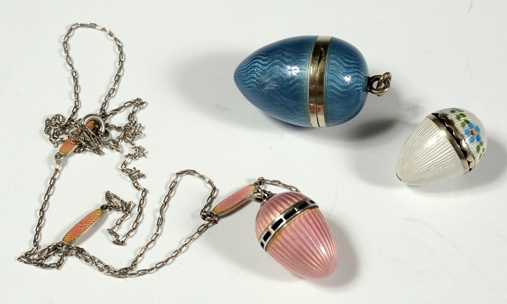 GUILLOCHE ENAMEL ON STERLING ITEMS: Including blue and pink enamel compacts, plus a blue enameled perfume that is not sterling silver. Three pieces that range in size from 1.5 inches down to .75 inches in diameter.