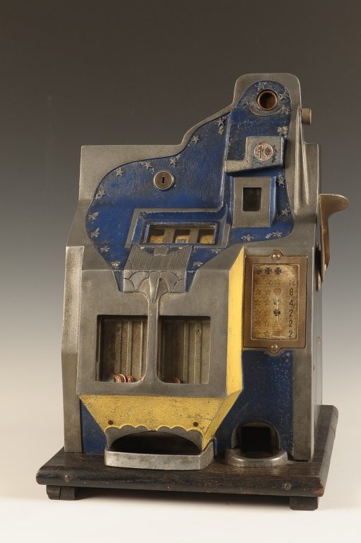 MILLS NOVELTY THREE REEL SLOT MACHINE: Measures 19 x 12.5 x 13.5 inches, on wooden base. Includes two keys.
