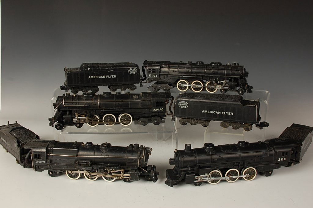 AMERICAN FLYER LOCOMOTIVES 314AW, 324AC, K325, 282: Post-war S gauge, includes PRR 314AW, NY Central 324AC, NY Central K325, C&NW 282. Show cosmetic wear, age, and use; unknown working condition, appear average.