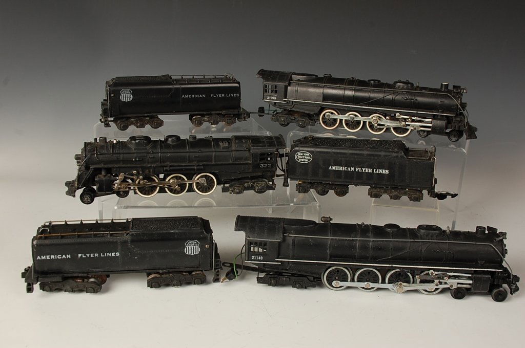 AMERICAN FLYER LOCOMOTIVES 322, 21139, 21140: Post-war S gauge, includes NY Central 322, Union Pacific 21139, Union Pacific 21140. Show cosmetic wear, age, and use; unknown working condition, appear average.