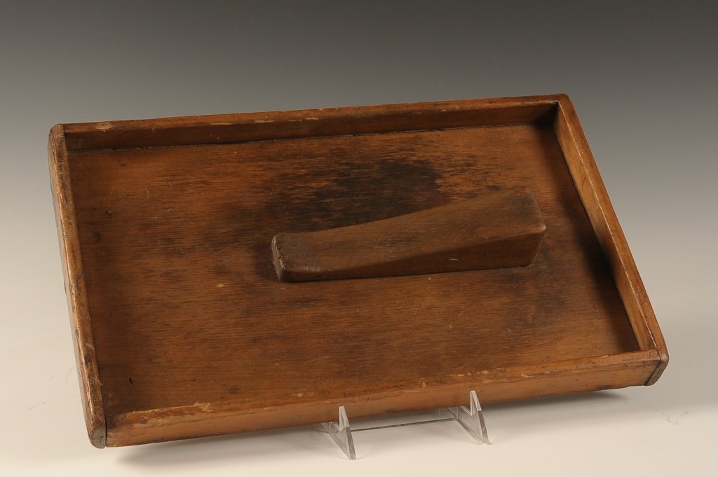 19TH C. AMERICAN PRIMITIVE OPEN SCOURING BOX: Made from pine and poplar. Measures 1.5 x 9.75 x 16 inches.