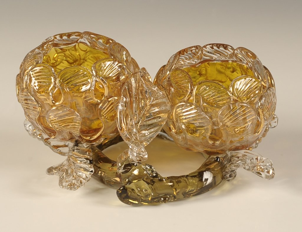 ART GLASS ATTRIBUTED STEVENS AND WILLIAMS: Probably missing one leaf near the intersection of the base. Measures 2.5 x 5 inches.
