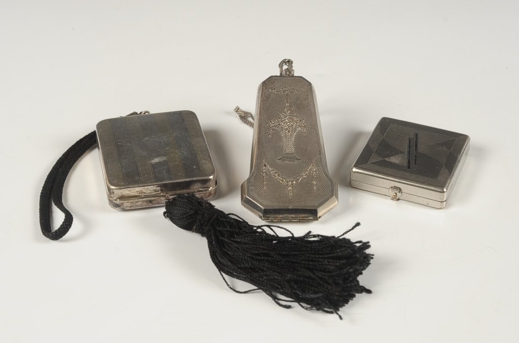 TWO MINIAUDIERES & A FRENCH COMPACT W TAP SIFTER: Measure from 2.25 to 3.75 inches.