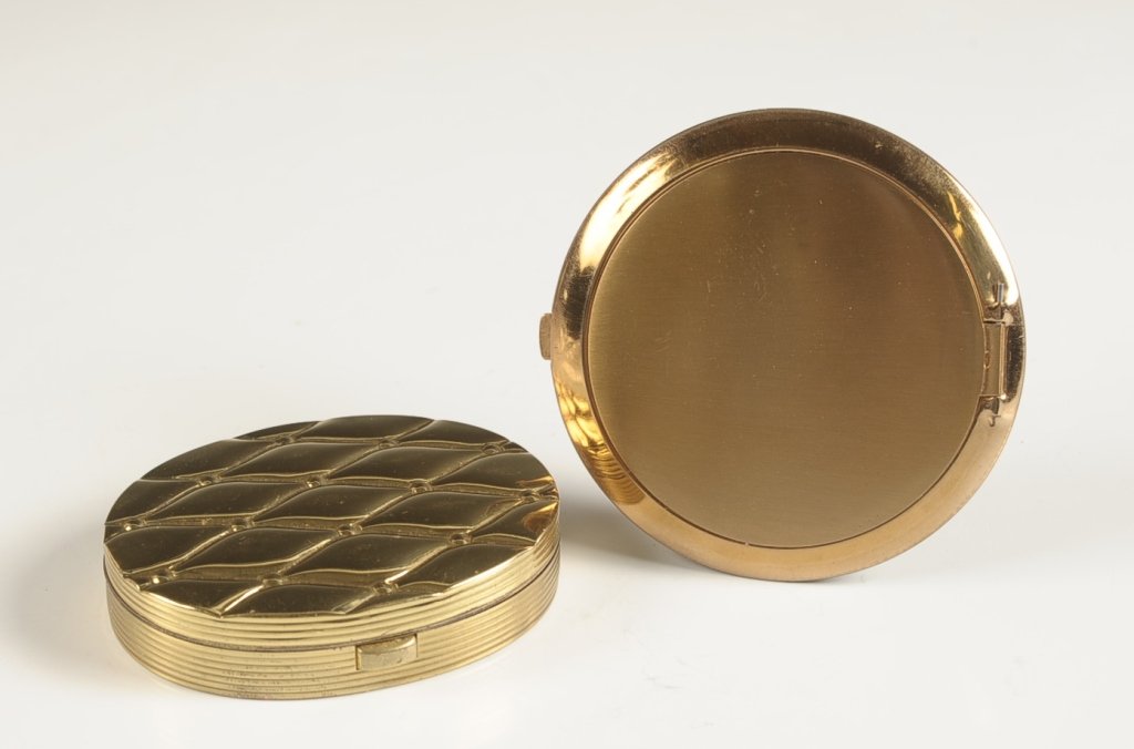 EVANS AND MAJESTIC COMPACTS: In goldtone, measure 2.25 x 2.75 and 3 inches.