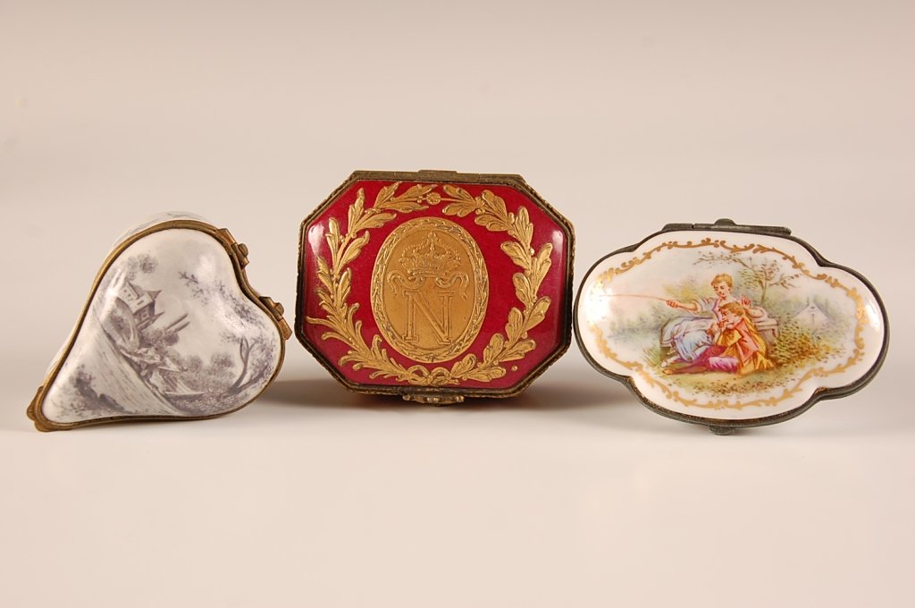 19TH C. CONTINENTAL PORCELAIN BOXES INCLUDING SEVRES: Including a nice heart-shaped box with unknown crossed swords mark, plus two Sevres examples. All three are nice 19th Century boxes. Three pieces ranging in size from 2.25 x 3.25 inches, up to 2.5 x 3