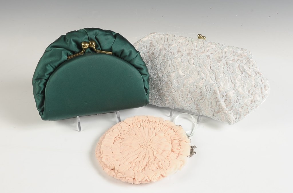 THREE VINTAGE EVENING BAGS, ONE W MATCHING GLOVES: Three purses ranging in size from 6 inches, up to 5.5 x 10 inches.
