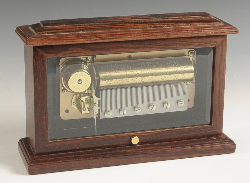 KOHAUT & CO. STANDING MUSIC BOX May 09, 2014 Soulis Auctions in MO