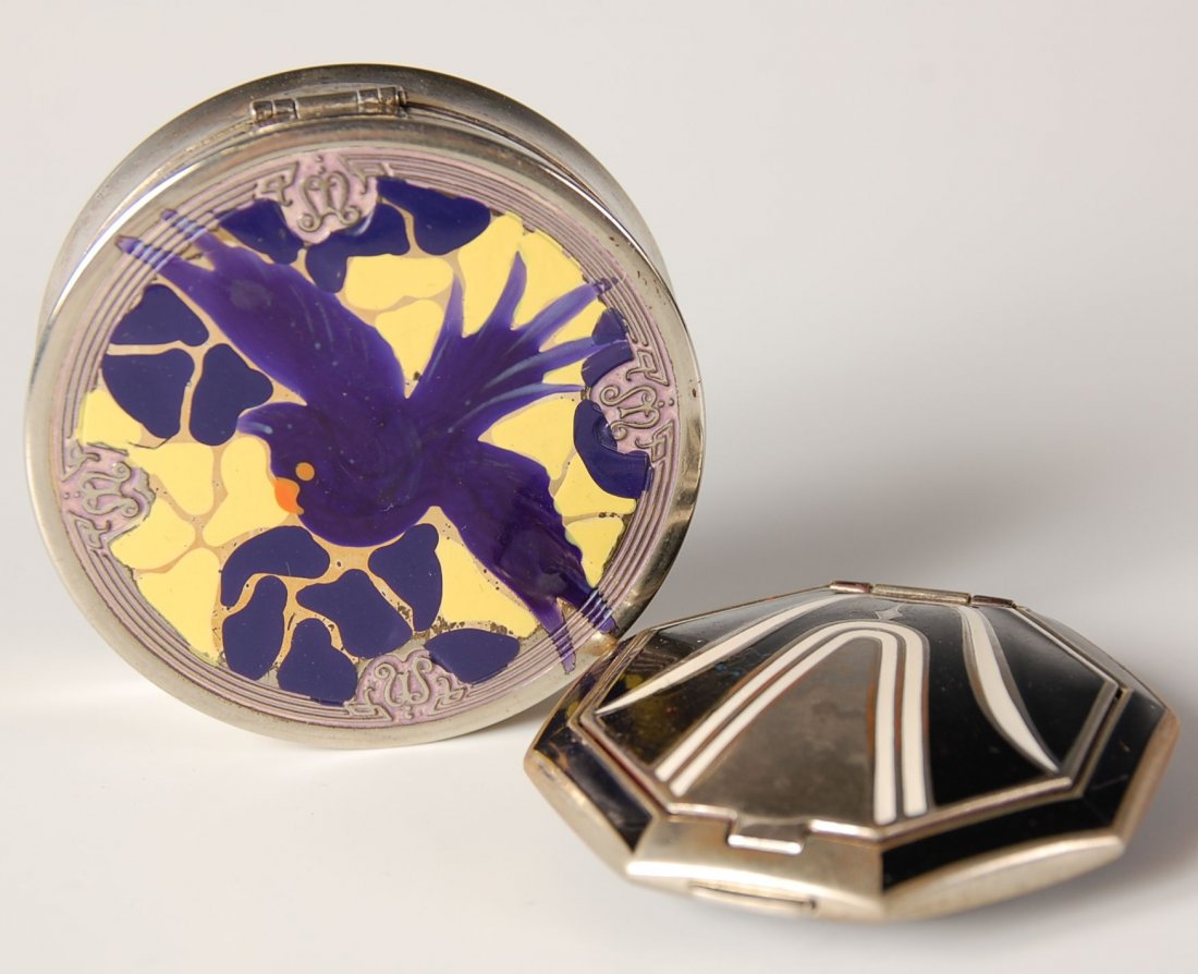 RICHARD HUDNUT & MELBA ENAMELED COMPACTS: Two pieces, with the smaller compact that measures 2.5 x 2.5 inches, and the larger compact measures 3.5 inches.