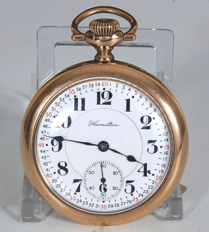 HAMITLON 992 RAILROAD GRADE POCKET WATCH: Serial number 1387672, 21 jewels, gold jewel settings, double roller, damascene movement, Montgomery dial.