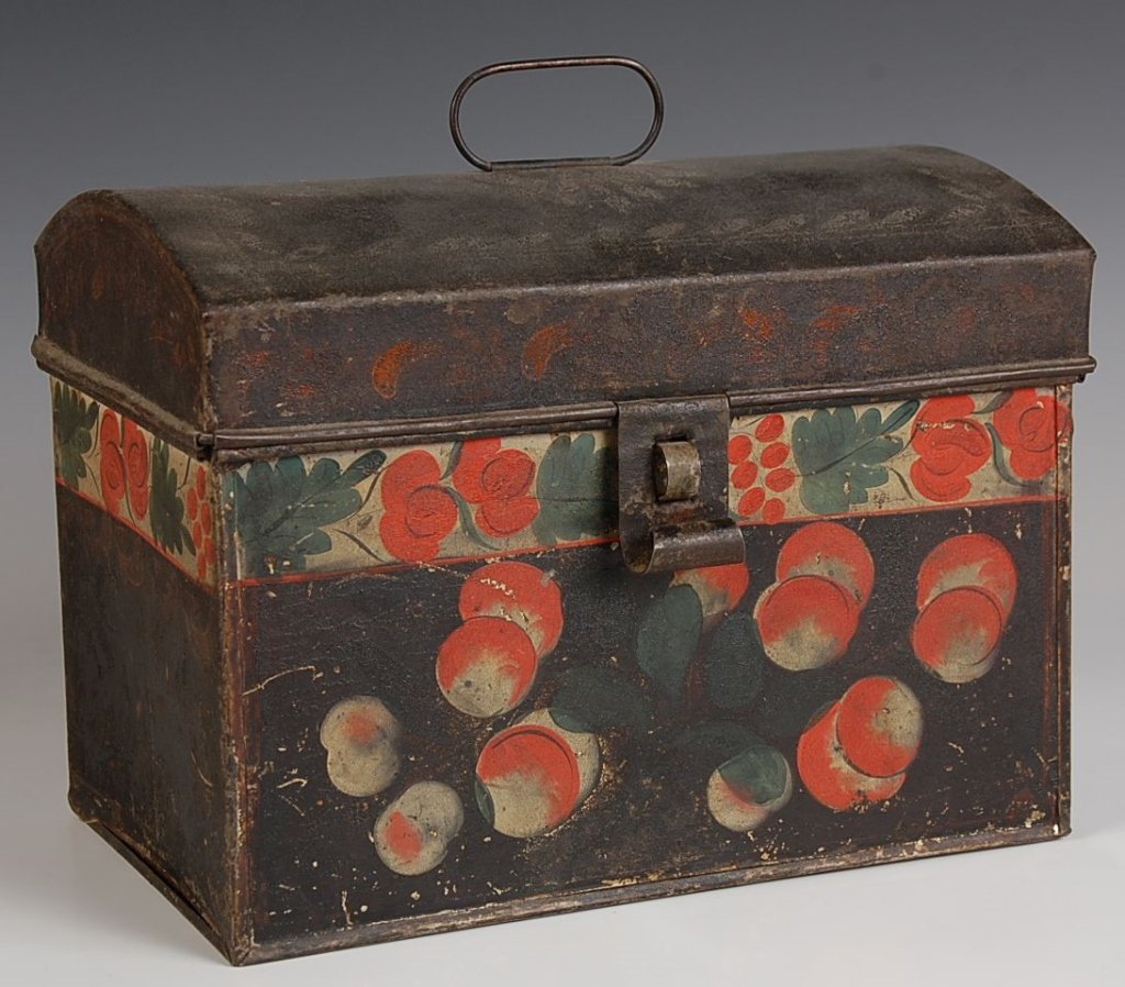 19TH CENTURY AMERICAN TOLE DOCUMENT BOX: Original condition throughout. Measures 7.5 x 10 x 6.5 inches.